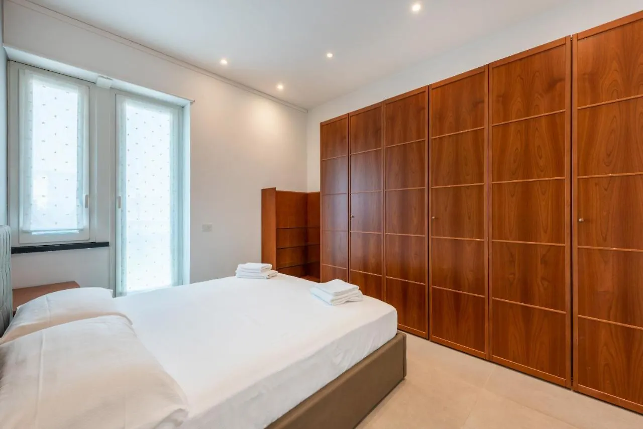 Easylife - Wonderful Penthouse With Terrace A Few Steps From The Duomo Apartment Milan
