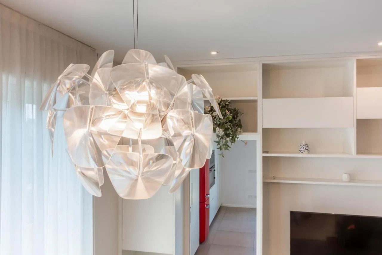 Easylife - Wonderful Penthouse With Terrace A Few Steps From The Duomo Apartment Milan 0*,  Italy