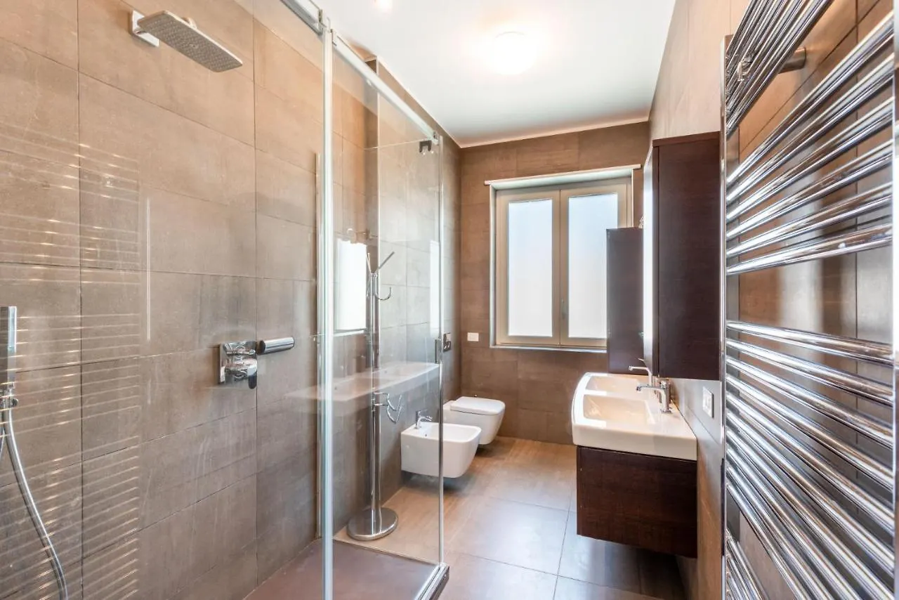 Easylife - Wonderful Penthouse With Terrace A Few Steps From The Duomo Apartment Milan